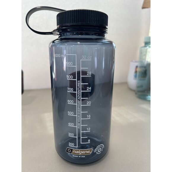 Nalgene Gleneagles MGA 32 Oz Water Bottle Measurement Markings BPA-Free Gray NEW - Picture 3 of 7